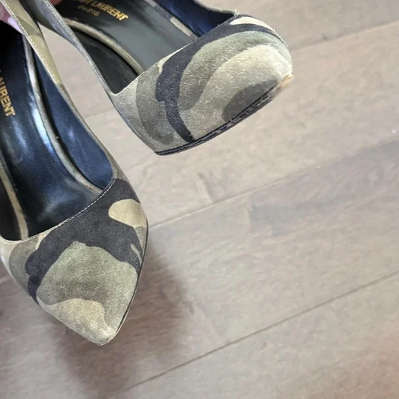 Saint Laurent Black and Gray Camouflage Heels - Picture 6 of 6
